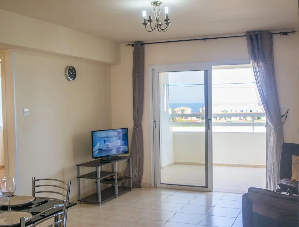 Konnos 2 Bedroom Apartment