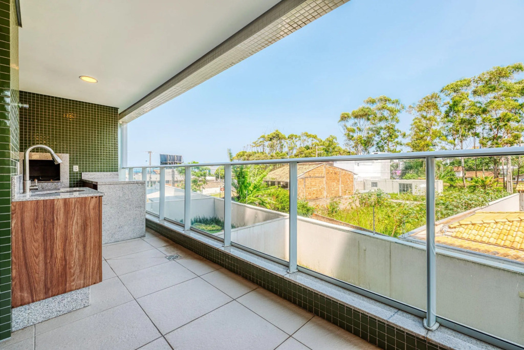 Apt Moderno com varanda a 150m do mar ABC0202