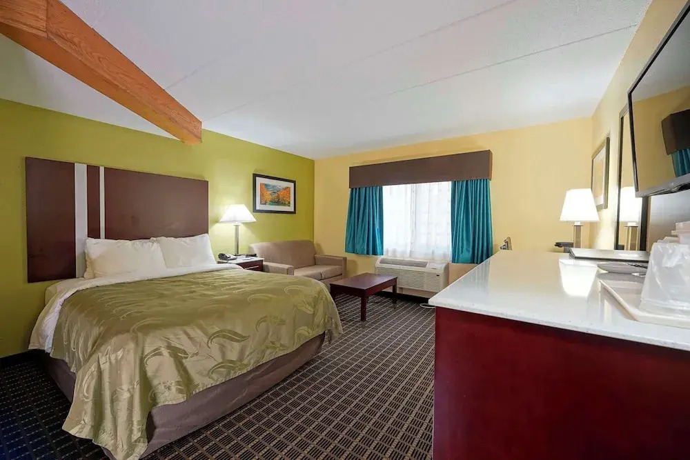 Baymont Inn & Suites Harrington