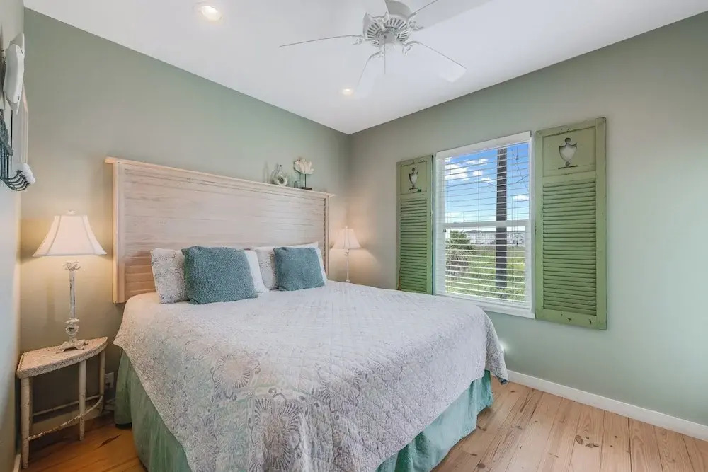 Caney Creek Beach Club - Pet Friendly! Golf Cart Included!