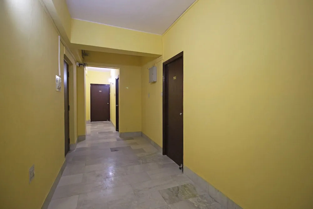 OYO 9081 Pallavi International Hotel