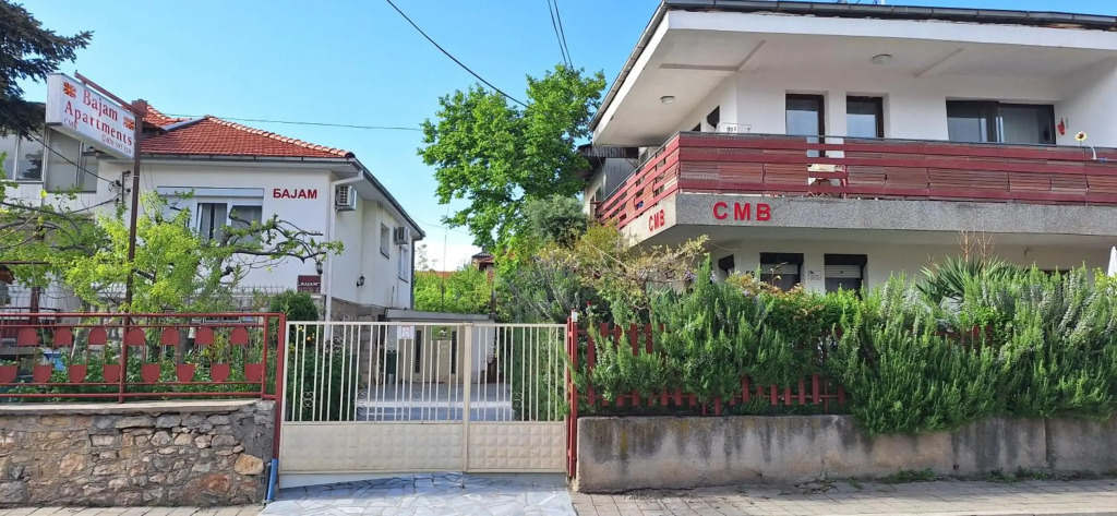 Bajam Apartments