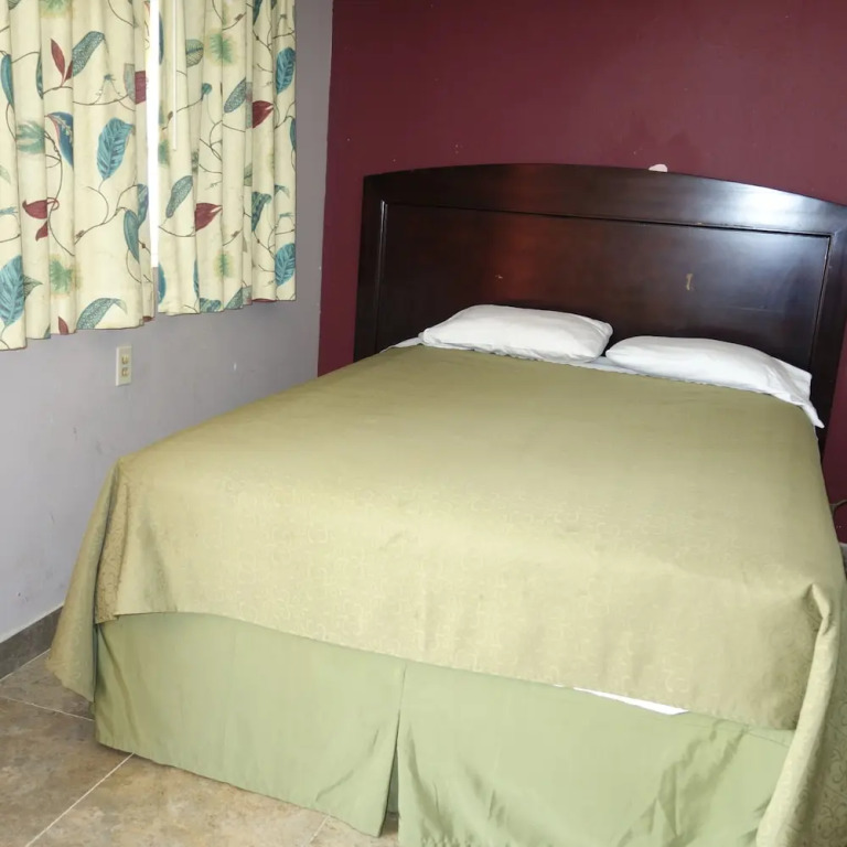 Palm City Motel