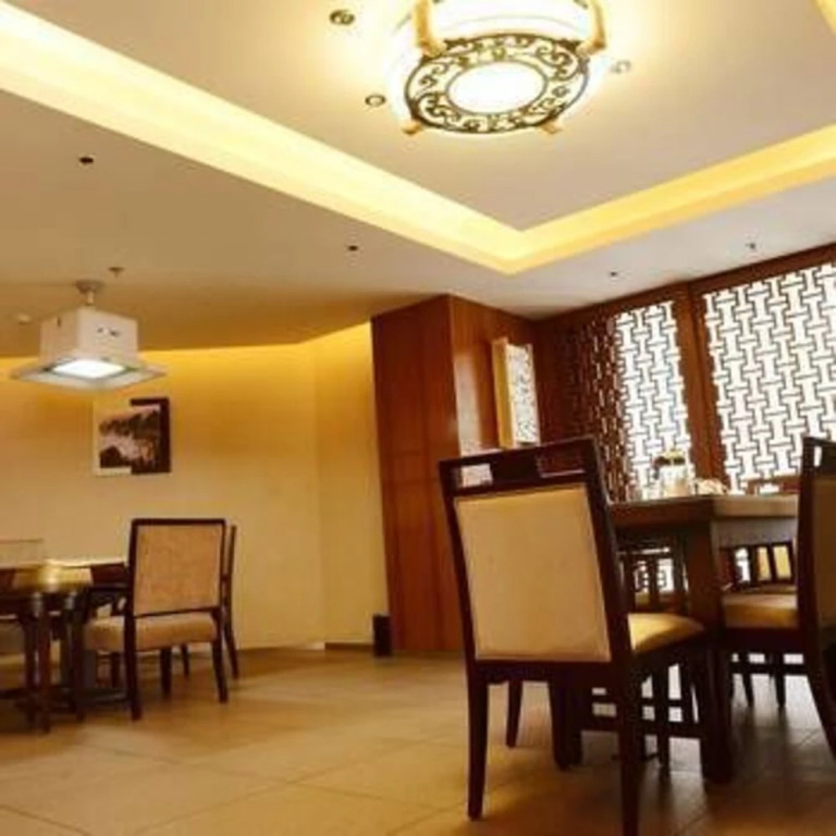 Century Essence Hotel