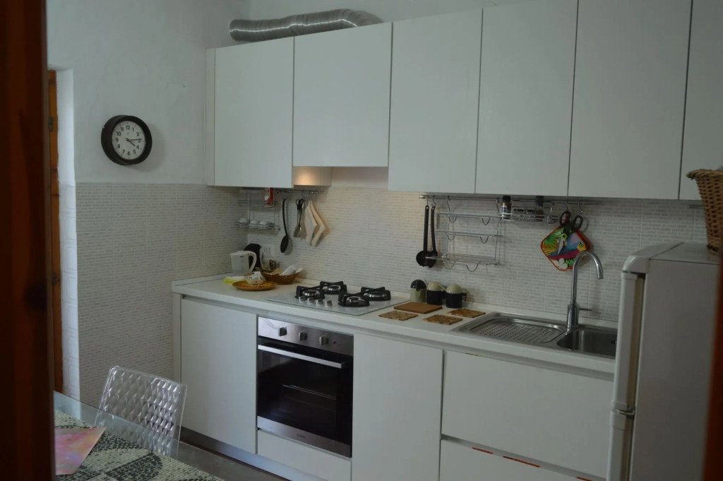 Seafront holiday home twenty meters from the western shore of Sardinia in S'archittu Beach-Casa del Giglio