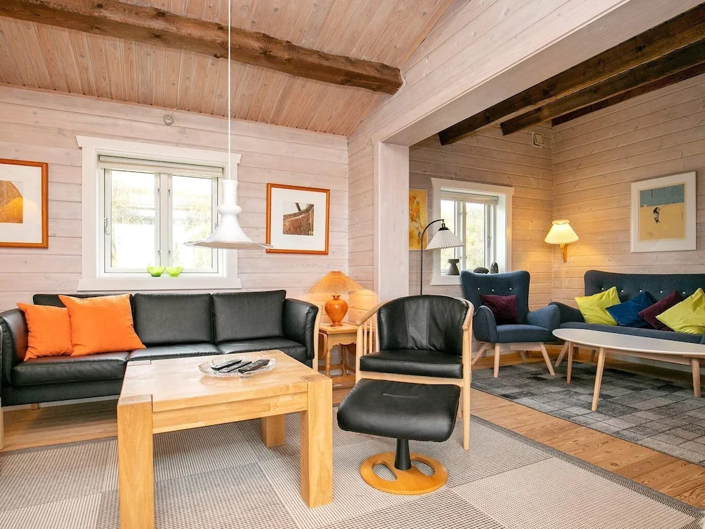 Enthralling Holiday Home in Hvide Sande Near Beach