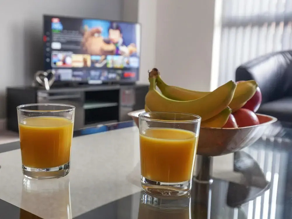 PM & Charles Luxury Apartments - 2 Bedroom - City Center - Parking