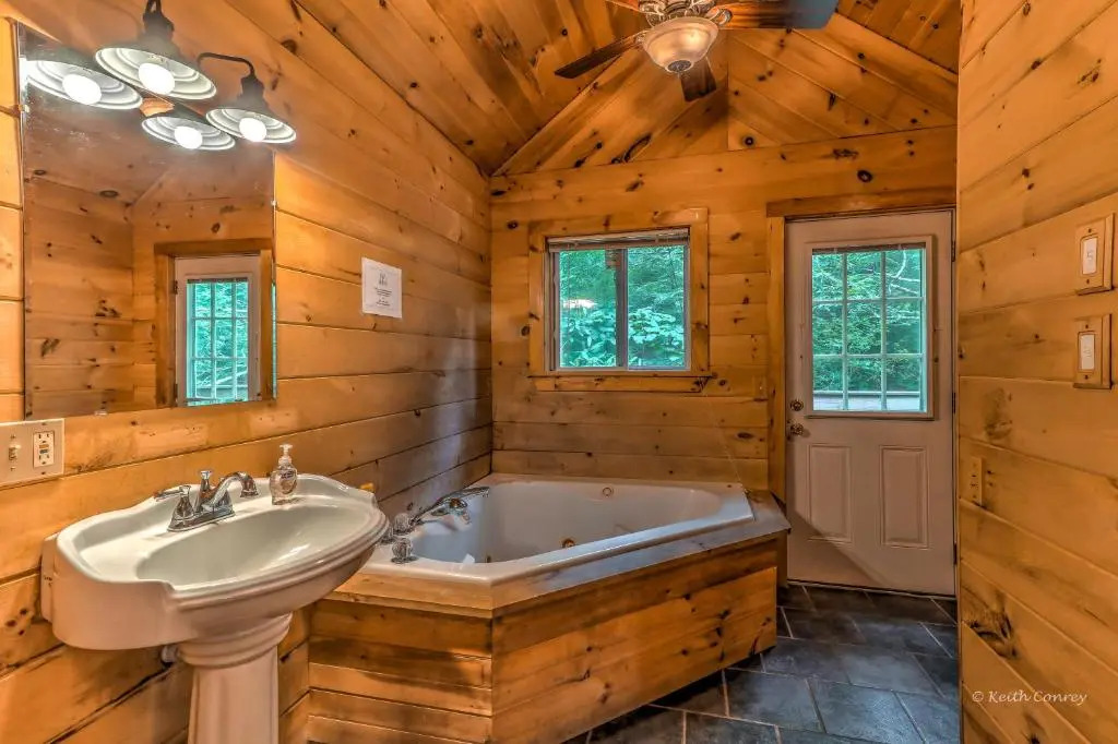 Magnolia Streamside Resort