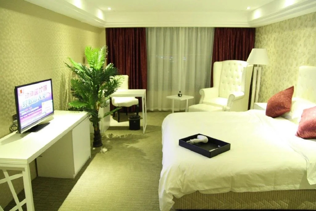 Jiashan Hollywood Hotel