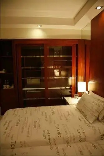 Yangtze River TOMOLO Hotel (Jianghan Road Branch)