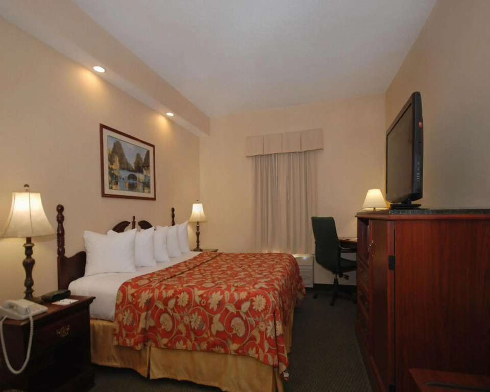 Quality Inn Greeneville - Tusculum