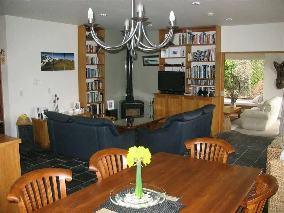 Stonehaven Vineyard Homestay