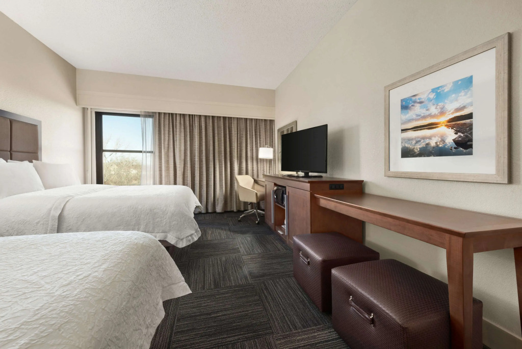 Hampton Inn Lawrence