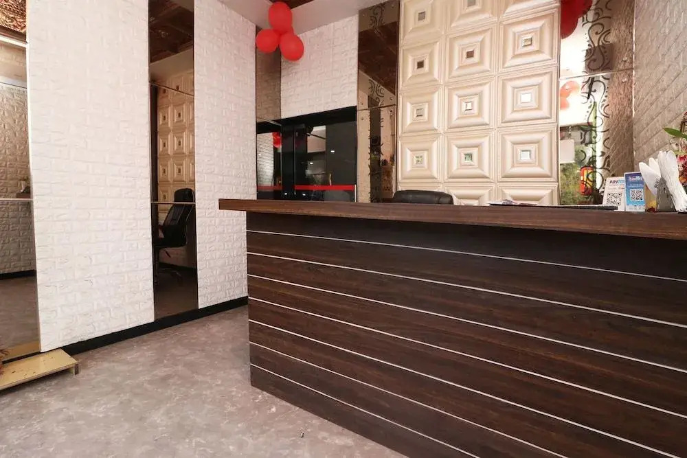 OYO 22826 Hotel Sheltear & Resturant
