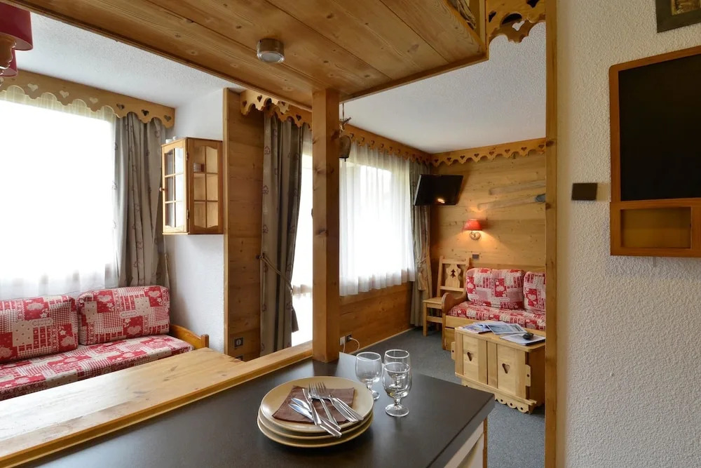 Belle Plagne Apartment Refurnished Located on the Slopes for 6 People Pds225