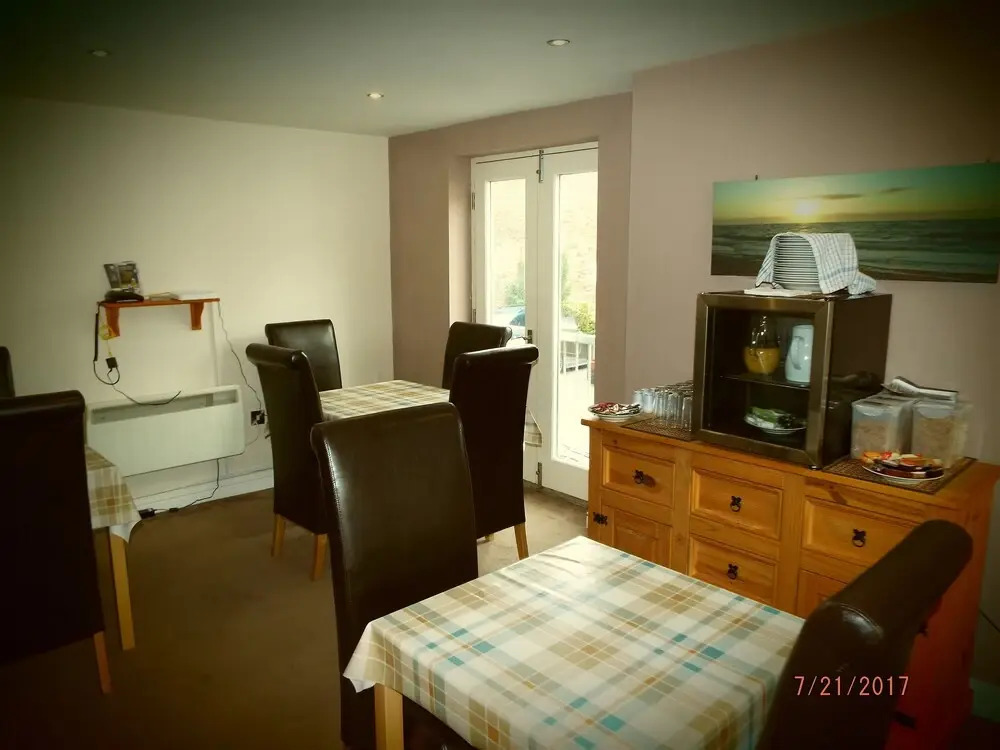 Town House B & B