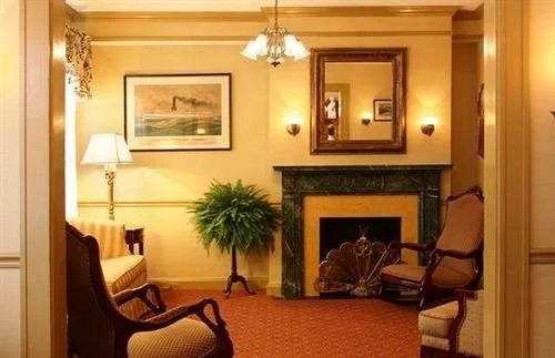 Hopkins Inn
