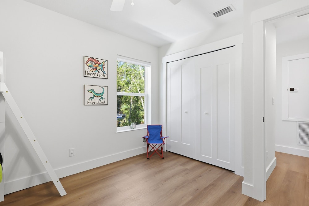 Modern Mount Dora Escape Style And Sunshine 4 Bedroom Home