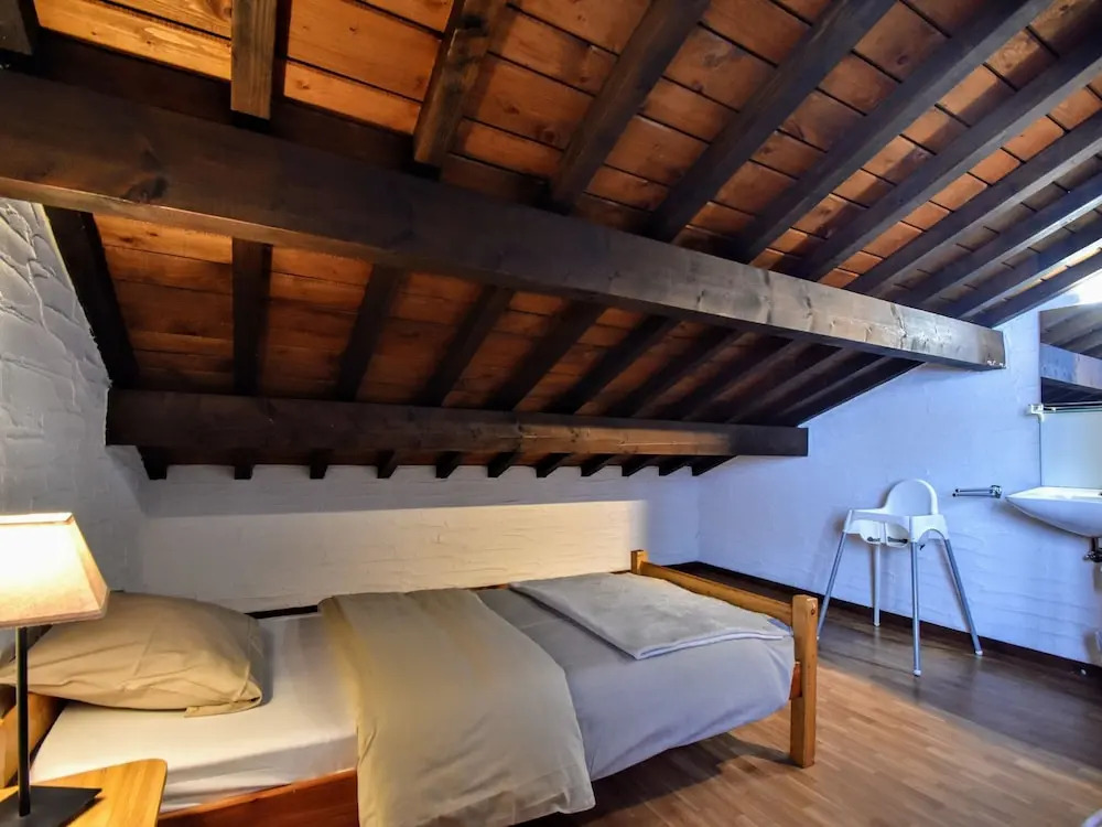 Spacious Holiday Home in Mont with Garden