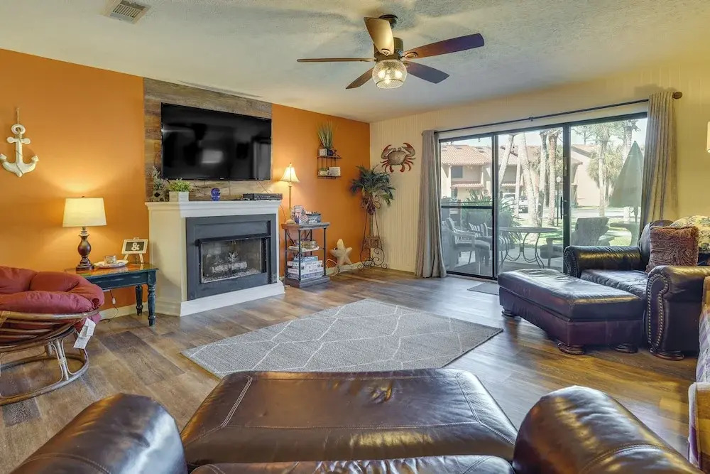 Walk to Beach: PCB Condo w/ Oceanfront Pool Access