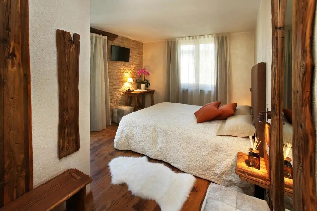 Serendipity Hotel