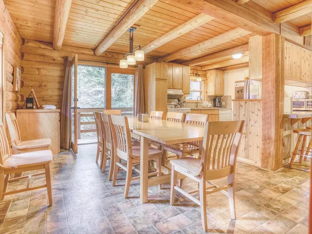 Cedarwood Lodge