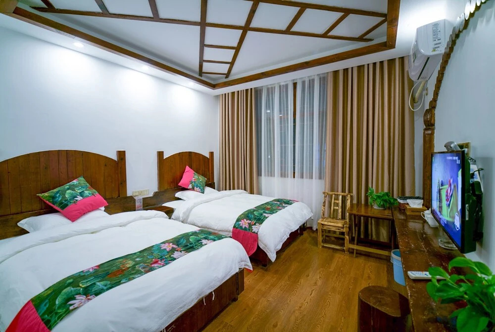 Floral Hotel · Zhangjiajie in the spring hotel (Wulingyuan National Forest Park store)
