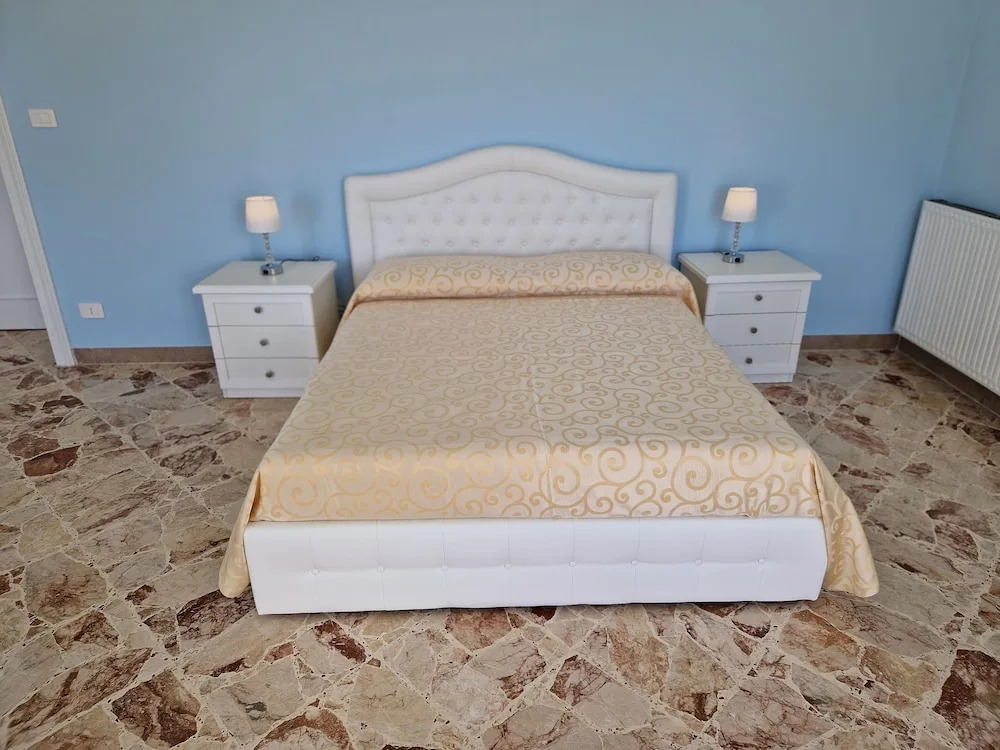 VILLA ESMERALDA