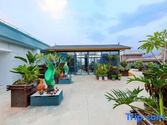 Dieman B&B Hotel (Xishuangbanna Jinghong Gasa Airport Railway Station)