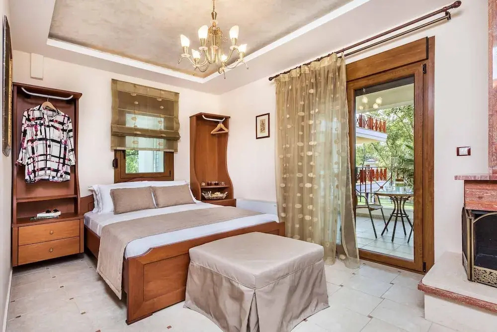 W Villas Halkidiki Deluxe 4 Bedroom Villa Beach Front