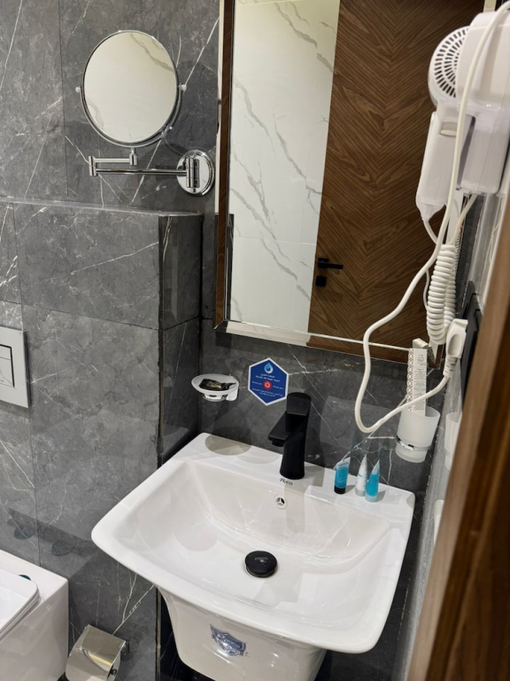 shwaheq serviced apartments