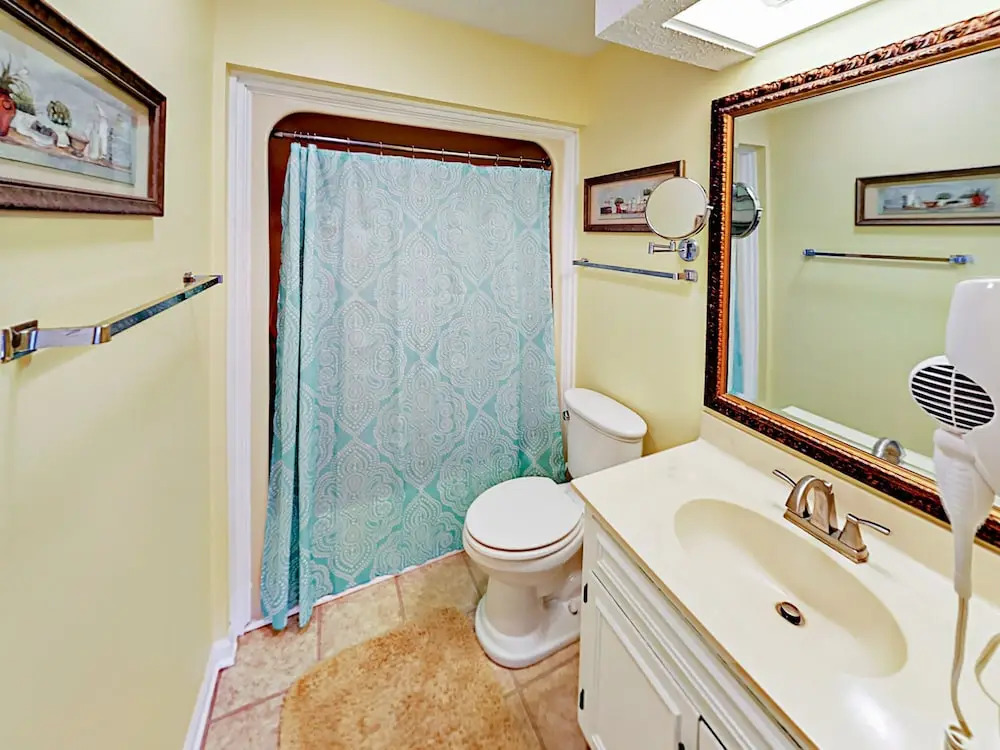 9621 Shore Drive Building A Condo Building A #222 2 Bedrooms 2 Bathroo