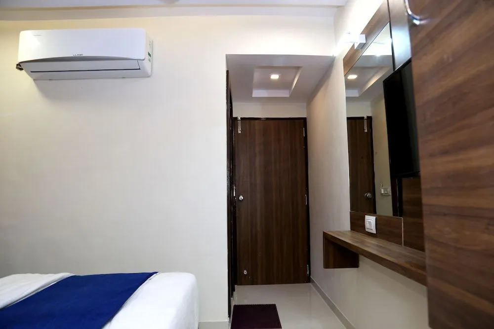 Hotel Leisure