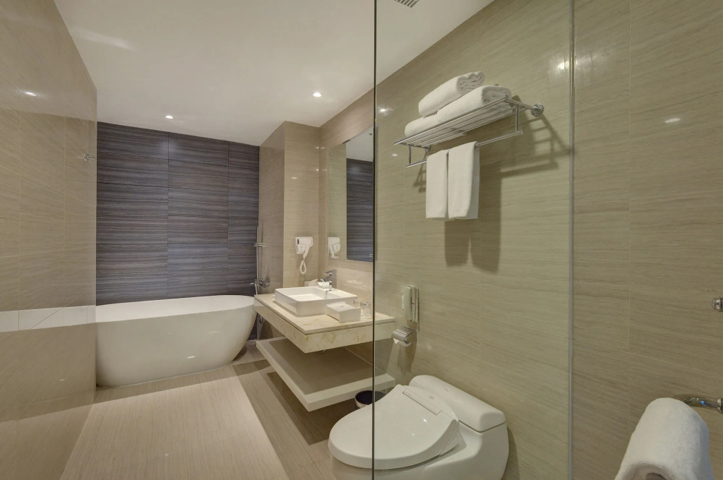 Platinum Adisucipto Hotel & Conference Center