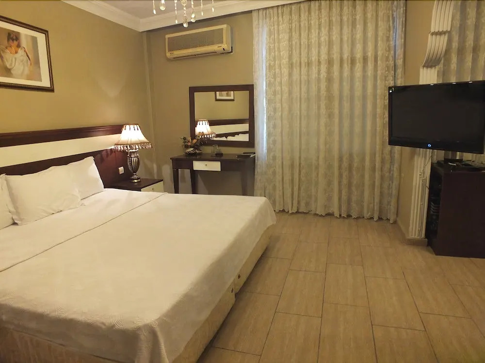 ahmet hotel
