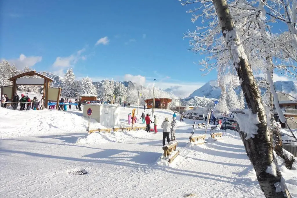 Appartement au pied des pistes, 2-4 personnes :-)