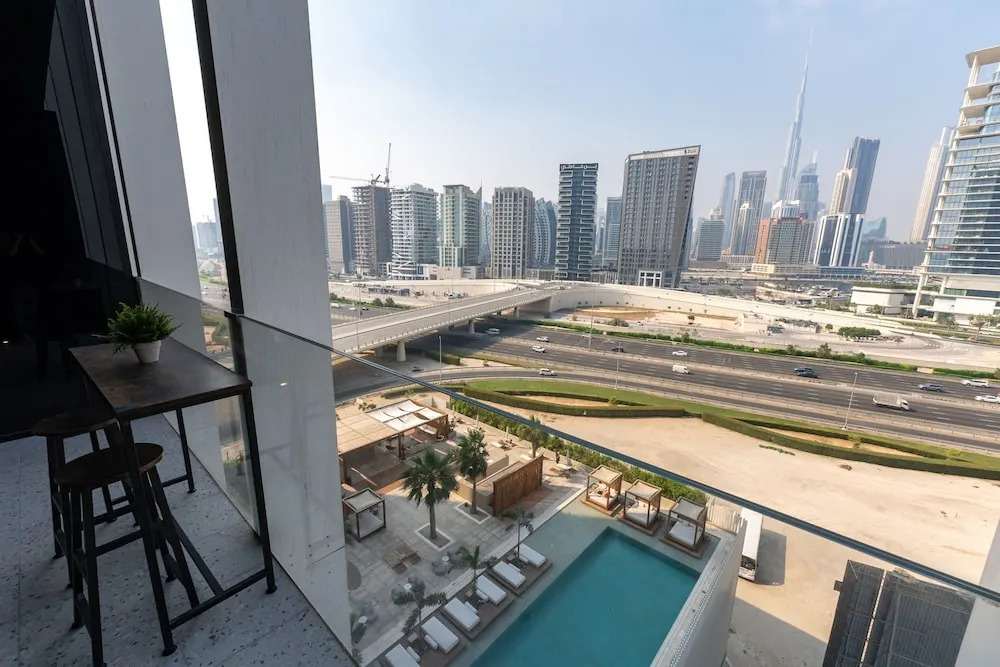 Simply Comfort Vacation Homes Rental Upside Living Business Bay Stunning Panoramic Burj Cityline Views