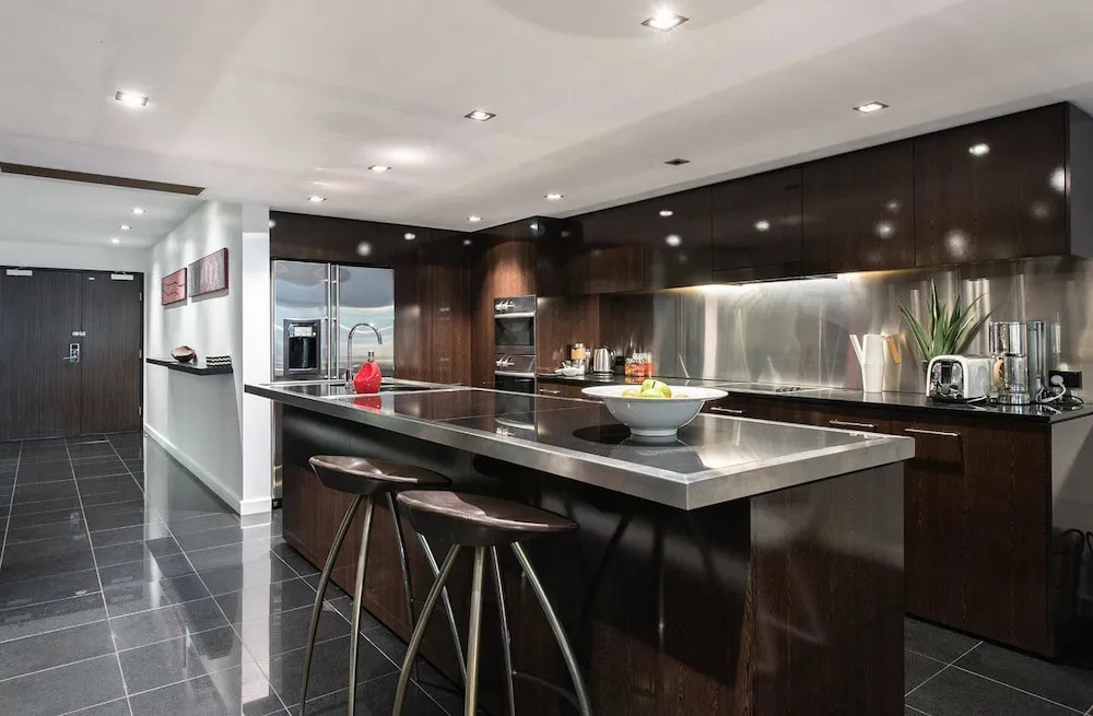 PPT50 Sleek 2 Bed Designer Abode