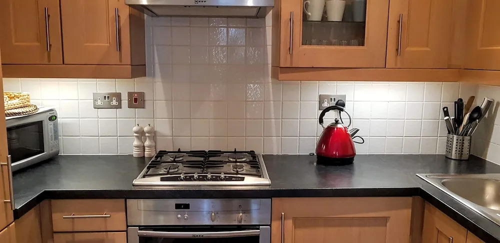 Classic 2 Bedroom Flat Gloucester St