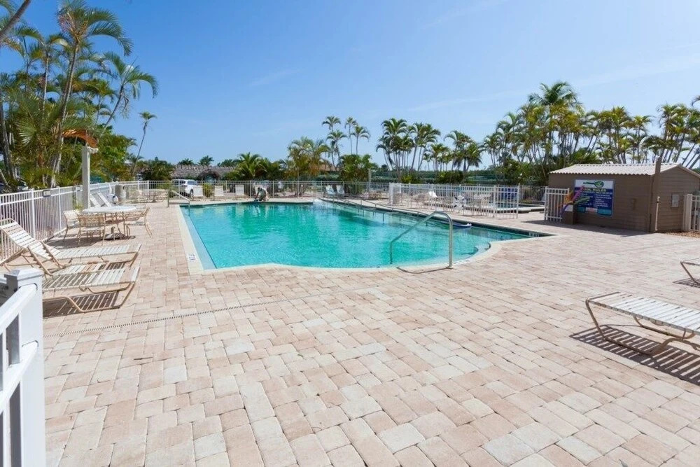 Beautiful 1 Bed Bonita Beach & Tennis Condo 1 Bedroom Condo by Redawning