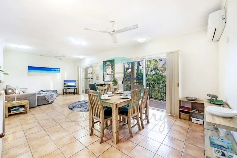 ZEN FORESHORE - 2 Bedroom Apt with Pool