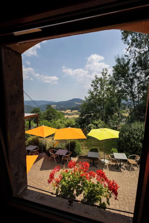 Logis Hôtel Le Bouton dOr