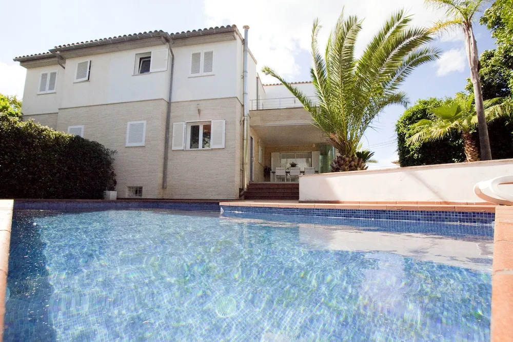 Villa Barcares Beach