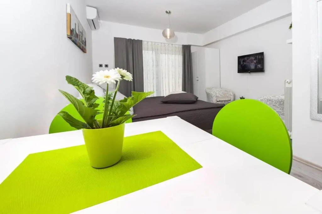 Studio Apartment White