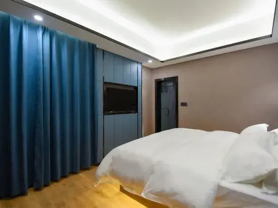 Zhicheng Select Hotel (Yongzhou Vocational and Technical School)