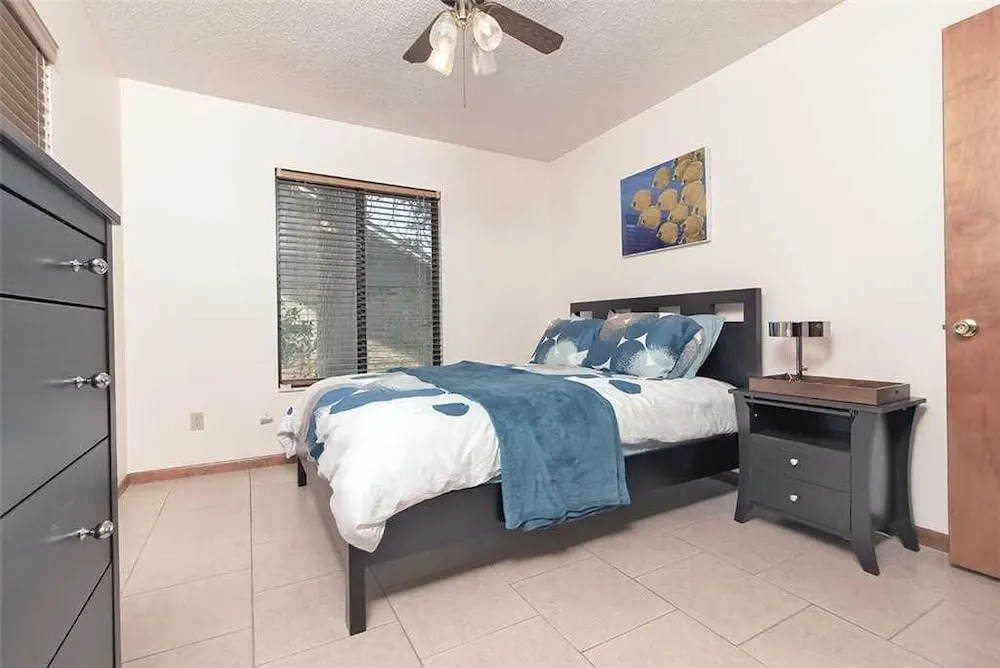 Blue Oasis - Three Bedroom Home
