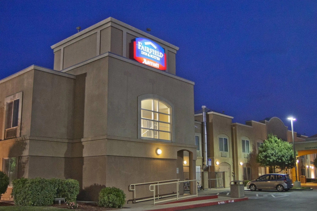 Country Inn & Suites by Radisson, Modesto-Salida