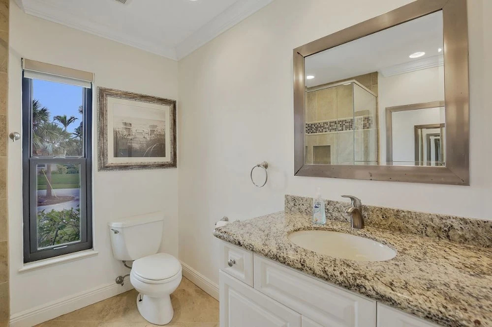 Spanish Home #65094 5 Bedrooms 3.5 Bathrooms Home