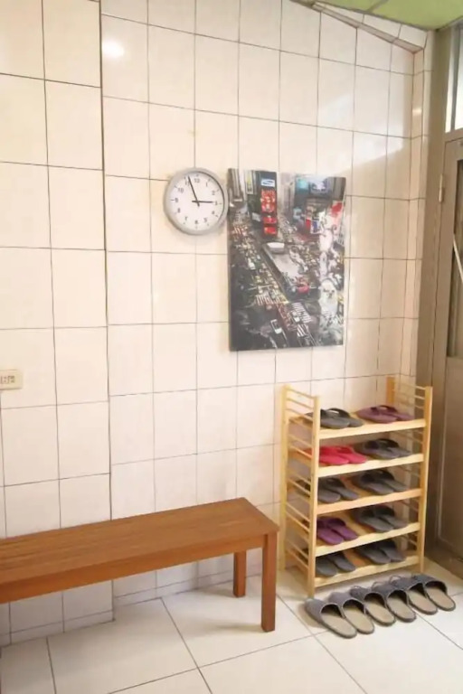 Good Man Hostel