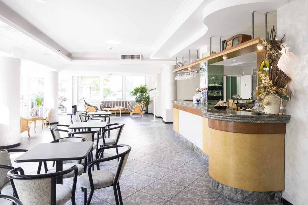 Отель Dasamo Dada Hotels